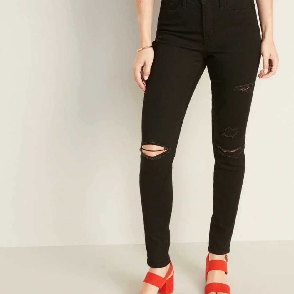 High-Waisted distressed Skinny Jeans P2